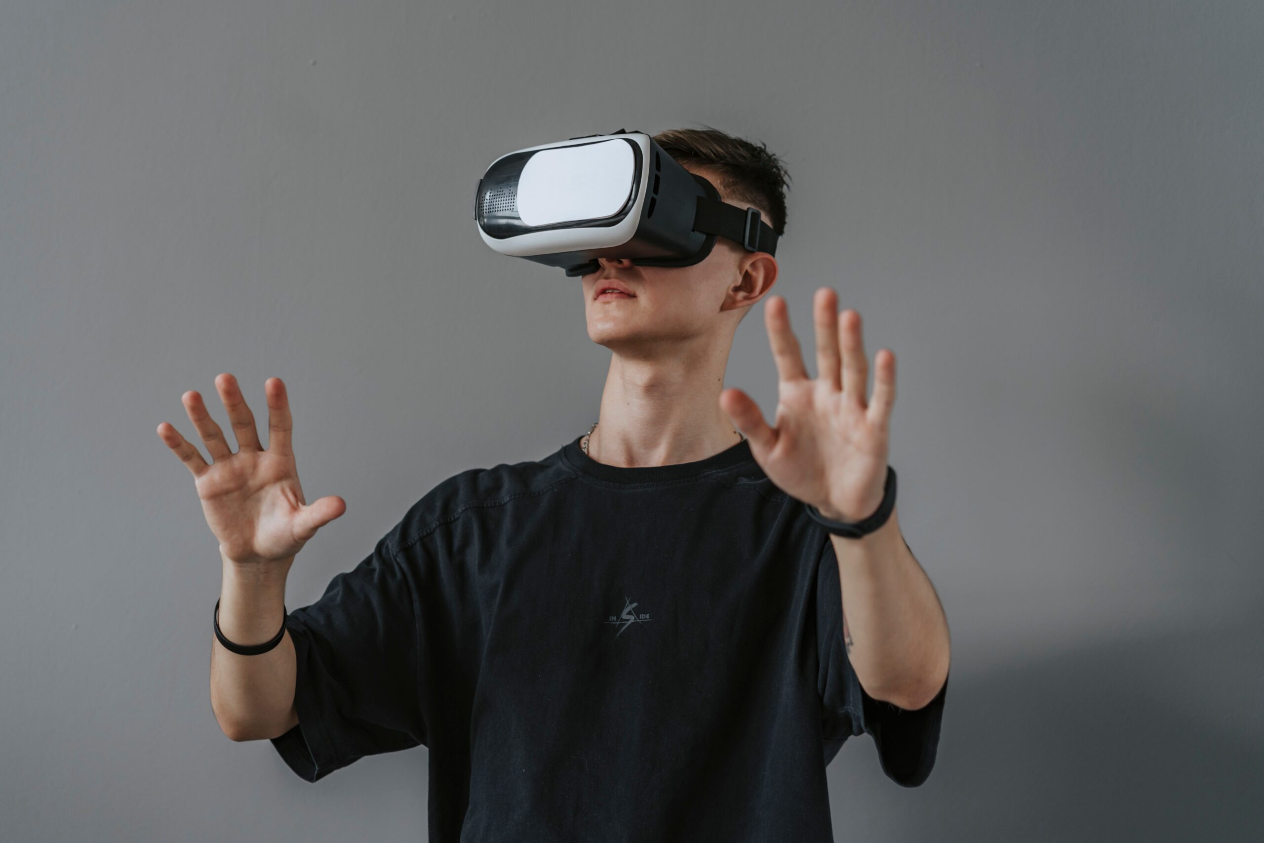 Emersion vs. Immersion: Meaning, Differences, and Examples